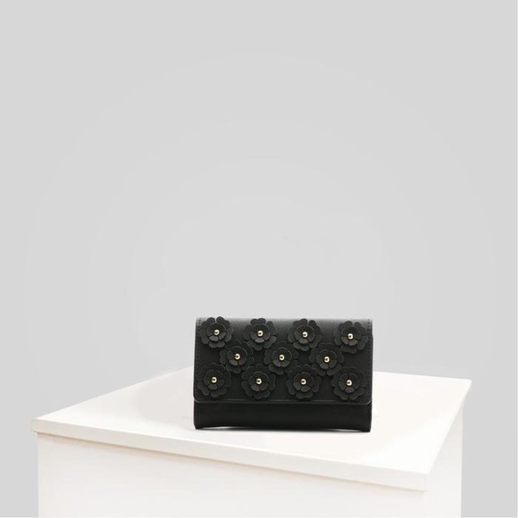 expressions nyc Handbags - Wall Street flower wallet